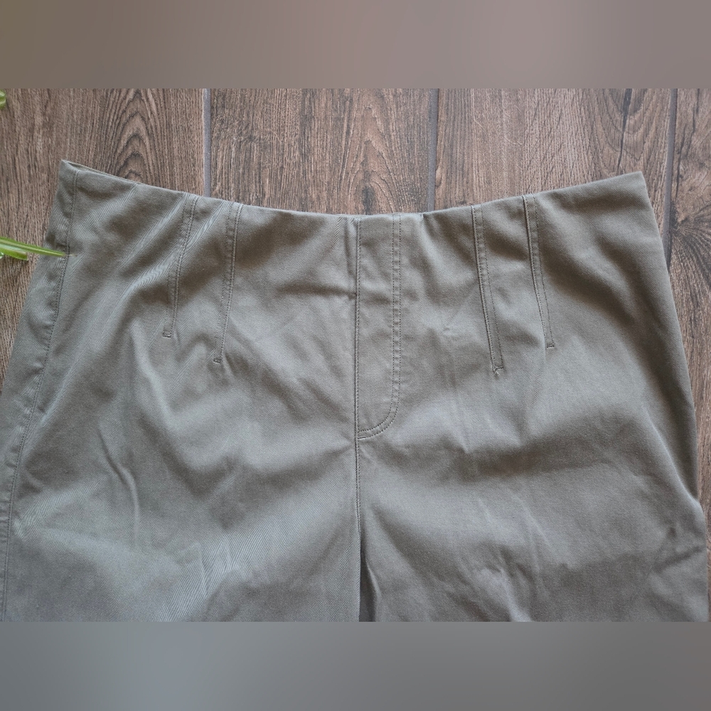 NWT Spanx Stretch Twill Cropped Wide Leg Pants in Sage Green 3X - Picture 4 of 16